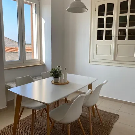 Sea View Flat In شقة